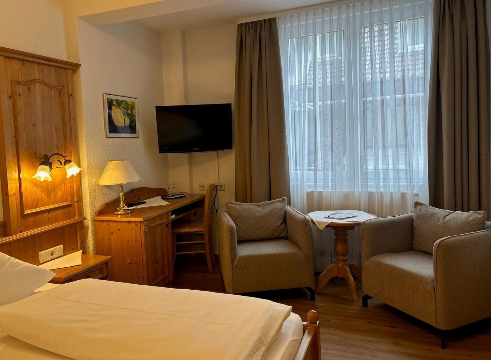 Seehotel Schaepfle Uberlingen Exterior foto